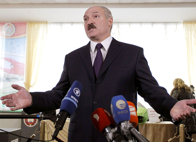 Як Олександр Лукашенко голосував