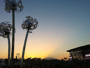 Самое яркое событие весны: Коачелла-фест в Палм-Спрингс