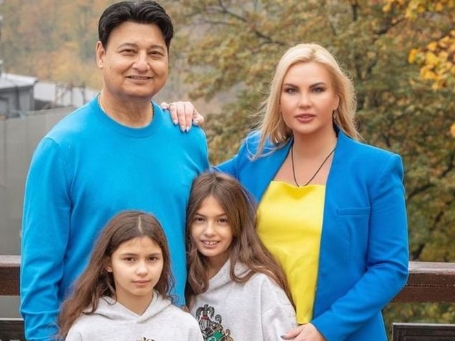 «Неймовірно пишаюся»: Камалія похвалилася досягненнями дочок в лондонській школі