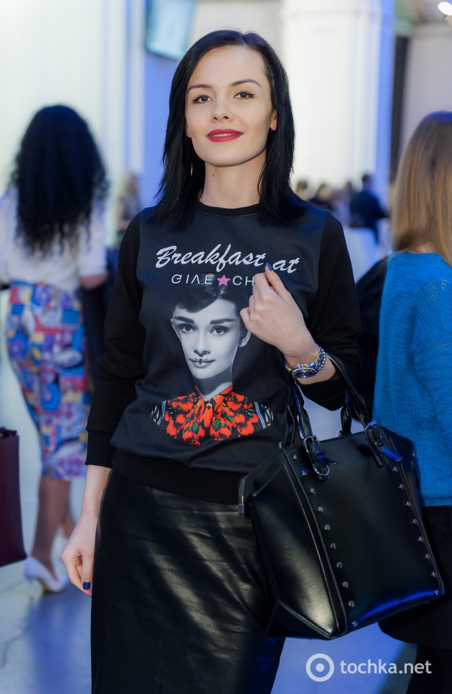 UFW, Гости 4-го дня