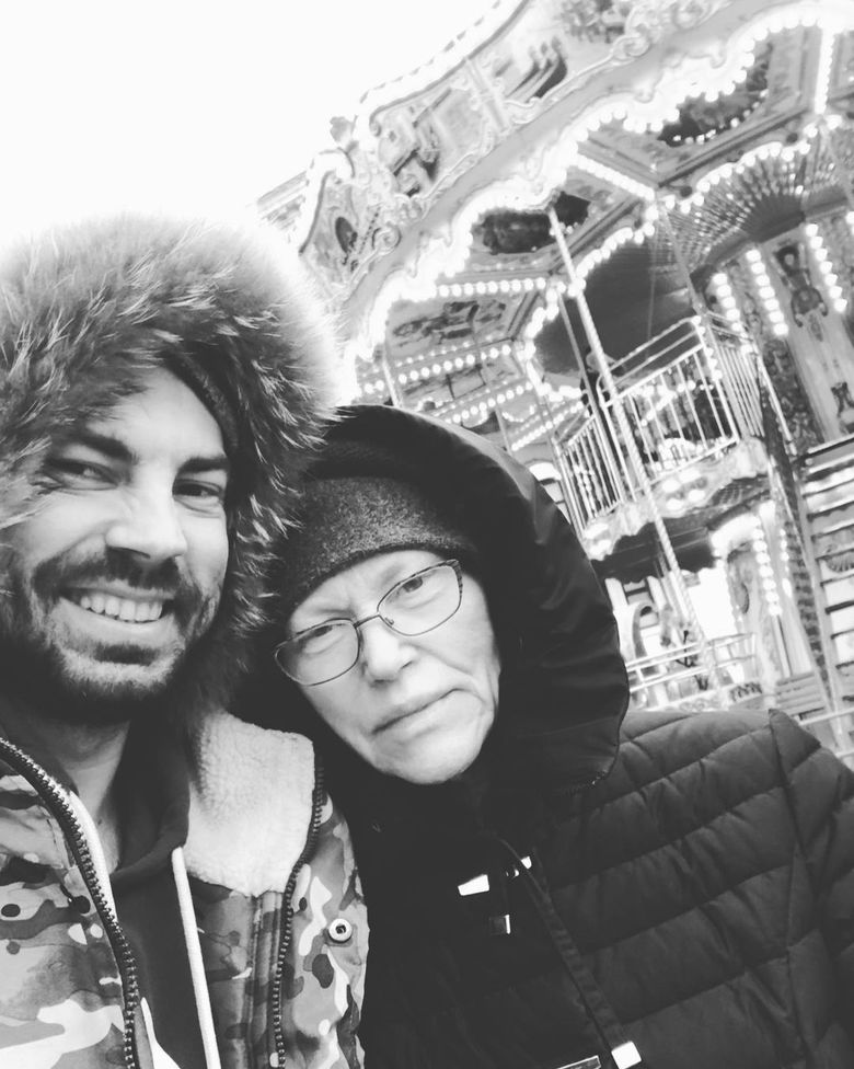 Андрей Бедняков с мамой