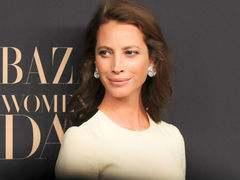 Кристи Тарлингтон ушла с подиума