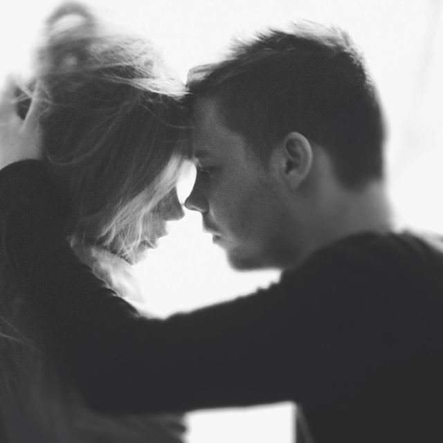 Аристарх Венес з дівчиною