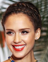 10 способів заплести косу на волоссі будь-якої довжини