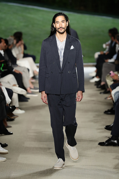 Giorgio Armani весна-лето 2022