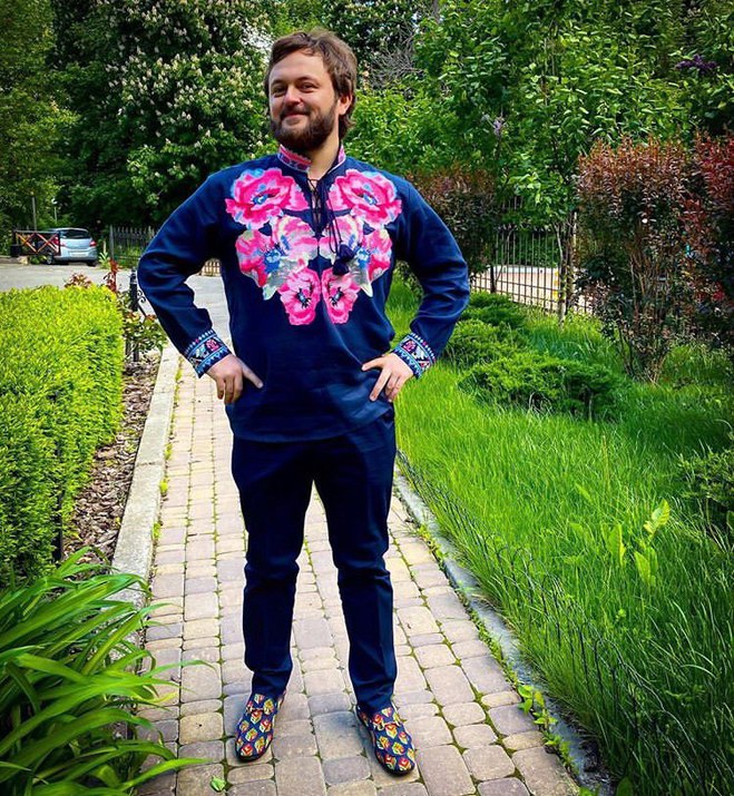 День вышиванки: все виды традиционных орнаментов в нарядах украинских звезд