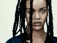 Ріанна прикрасила обкладинку нового номера британського i-D Magazine