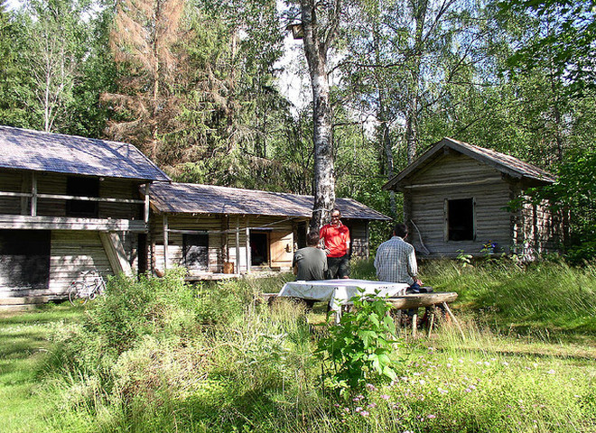 Заміський будинок