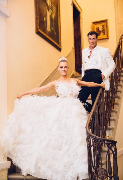 Пета Маргатройд весільна сукня