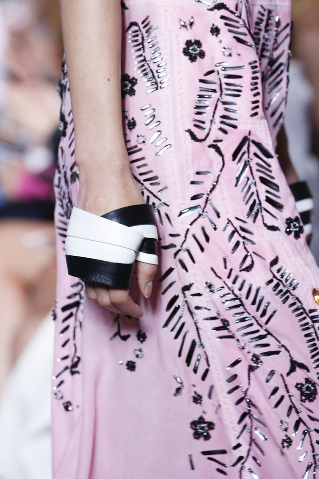 Модні браслети літо 2016:Louis Vitton