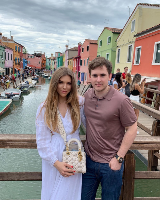 Катя Гуменюк (Ассоль) і Артем Тараненко