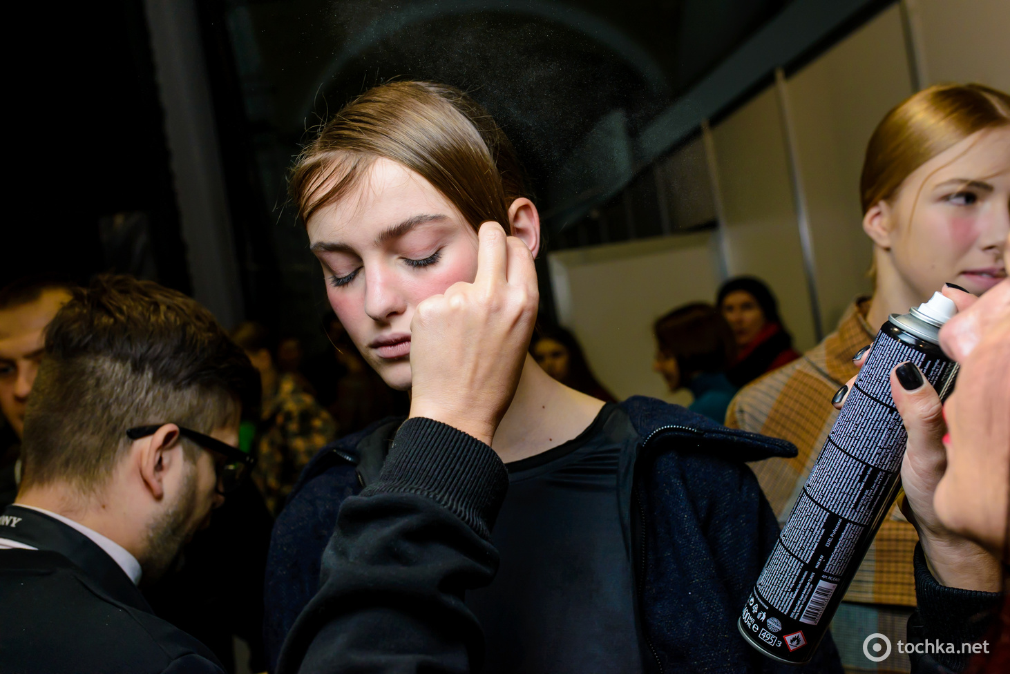 Backstage другого дня UFW FW 19-20