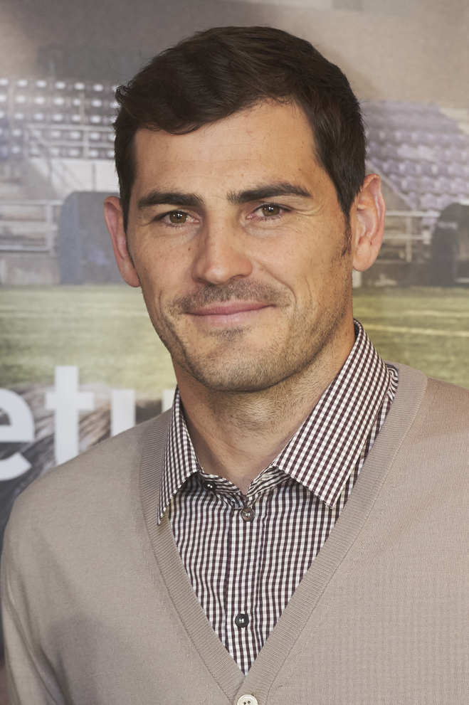 Икер Касильяс