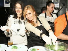 Звезды готовят