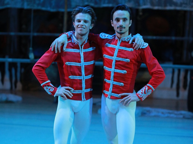 Александр Стоянов и телеканал "Интер" собрали 223 тыс. грн для спасения новорожденных