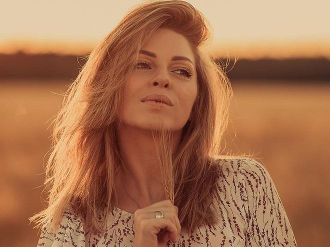 Яна Глущенко