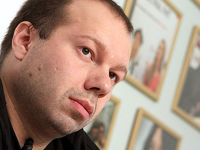 Денис Олейников