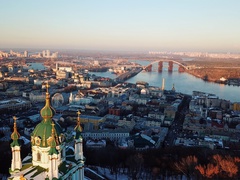 Куда пойти в Киеве на выходных 13, 14 и 15 декабря: выбираем подарки, выпиваем, слушаем техно