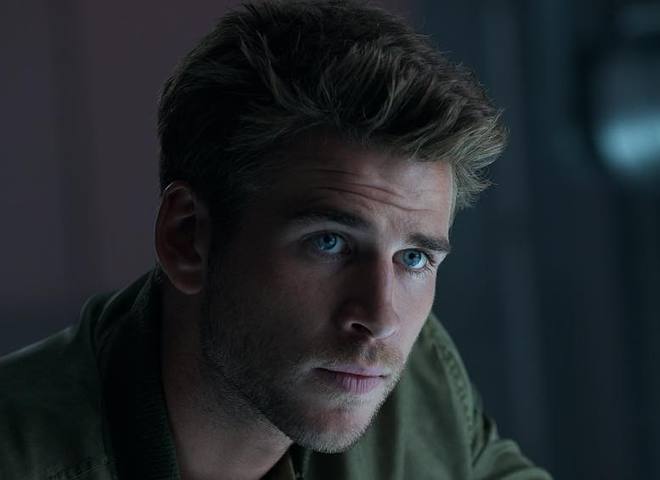 Лиам Хемсворт