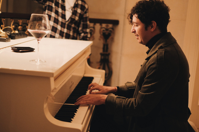 Дмитрий Шуров