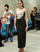 YUNА: 10 лучших платьев 