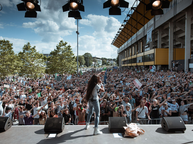 Руслана выступила в Аахене на глобальной демонстрации движения Fridays For Future