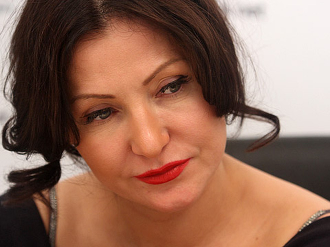 Юлия Айсина