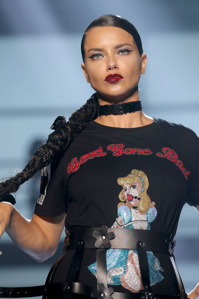 Макіяж на Тижні моди в Нью-Йорку: стрілки