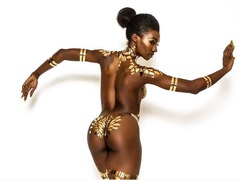 Голий купальник