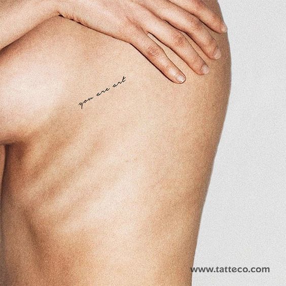 50 татуювань з написами, за які не буде соромно