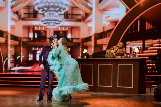 Танці з зірками