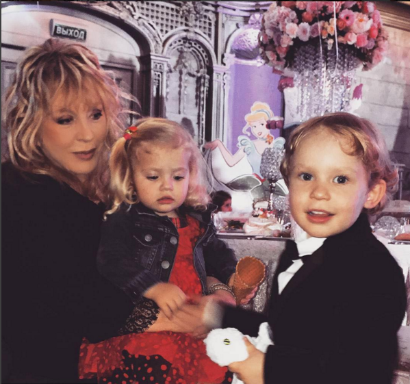 Алла Пугачова