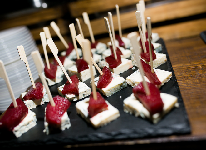 Вечеринка в честь дня рождения Анатолия Анатолича