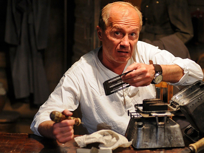 Андрей Панин