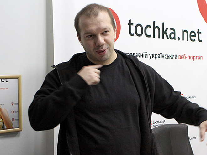 Денис Олейников