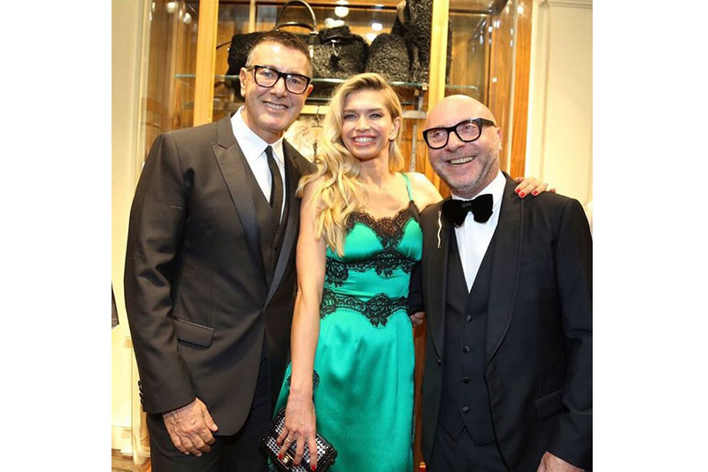 фото Віри Брежнєвої з кільцем