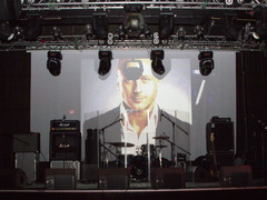 Концерт пам'яті Ларсона