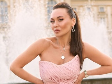 «Наплакалася»: Саліванчук показала фото з першого випускного молодшого сина