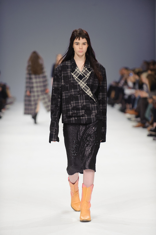 UFW AW 16/17: Poustovit