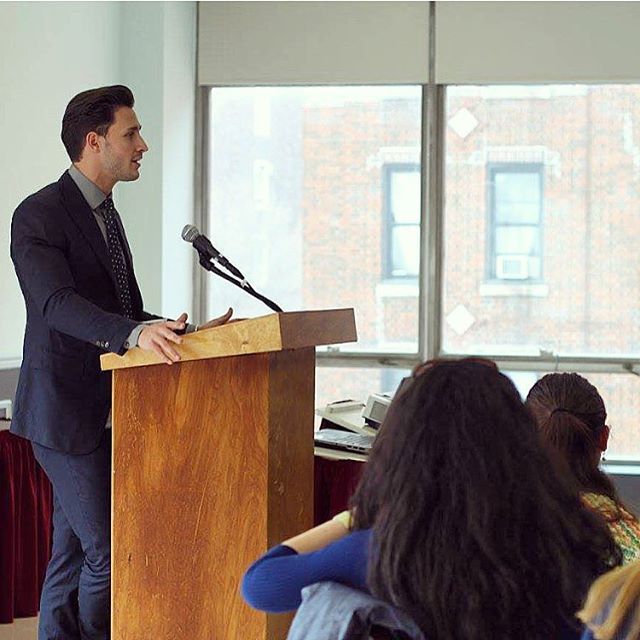 Михаил Варшавский