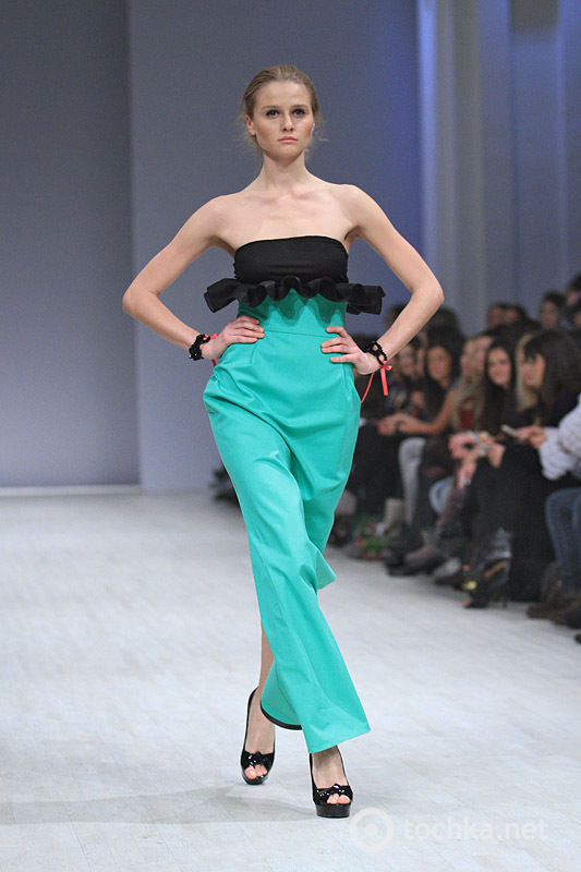 Показ Elena BURBA