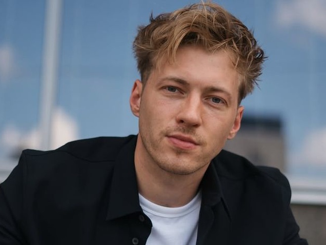 У мережі показали нову дівчину актора Григорія Бакланова