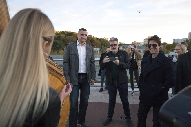 Виталий Кличко устроил Тому Крузу экскурсию по Киеву