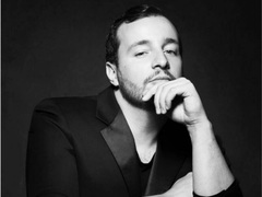 Мануель Арно