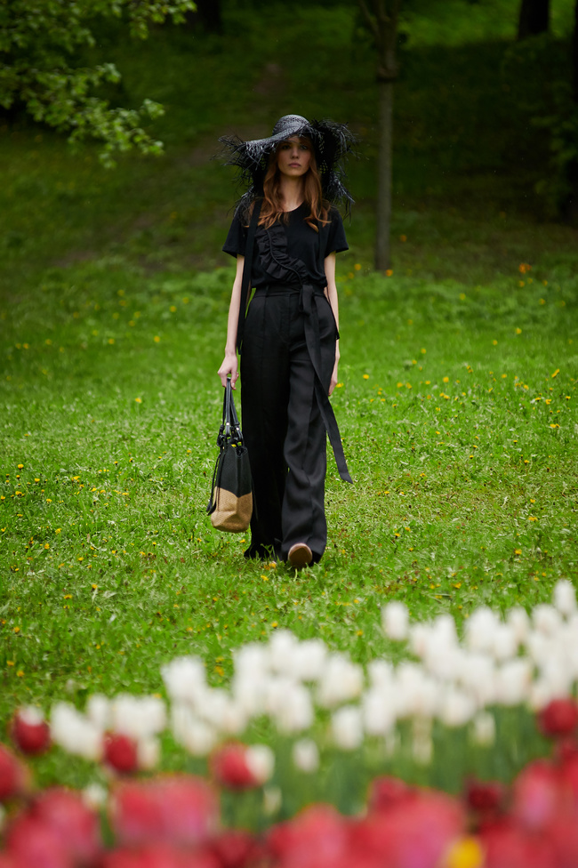 Показ Andre Tan x Катя Осадчая