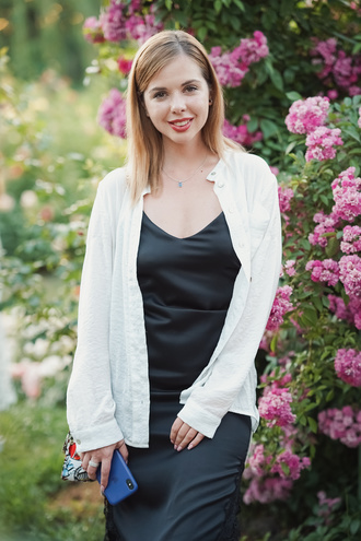 Киевская Точка G: On I Ona впервые создали иммерсивное шоу в ботсаду