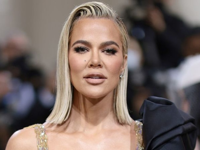 На Хлої Кардаш'ян подав до суду її колишній помічник: у чому причина