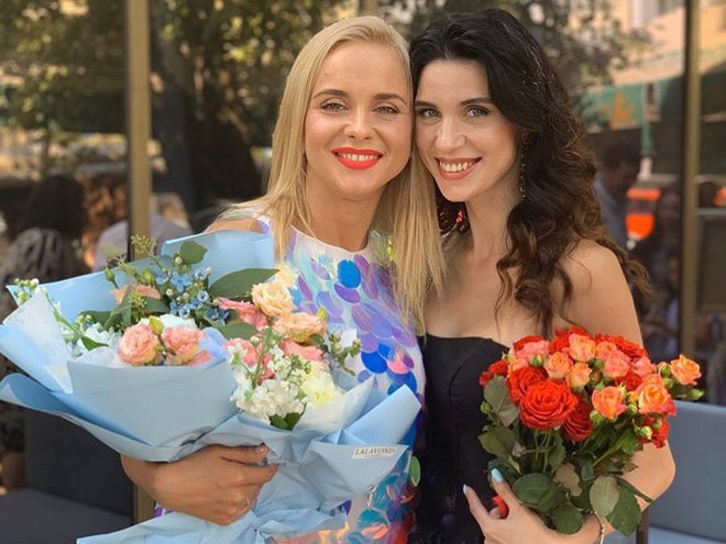 Лилия Ребрик с сестрой Юлианой