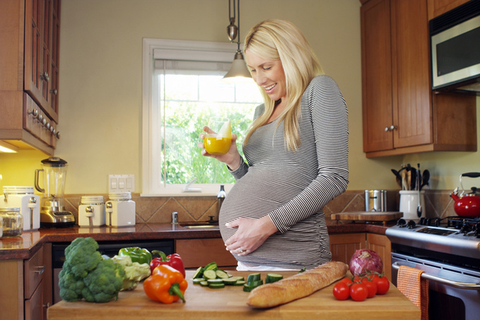 Что нельзя есть во время беременности