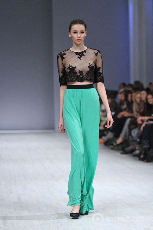 Показ Elena BURBA